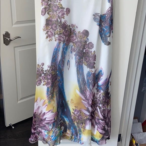 Dress - Picture 3 of 5